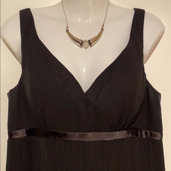🍒 CARTISE Silk Designer Black Dress w/flowing overlay!!! - Picture 7 of 12